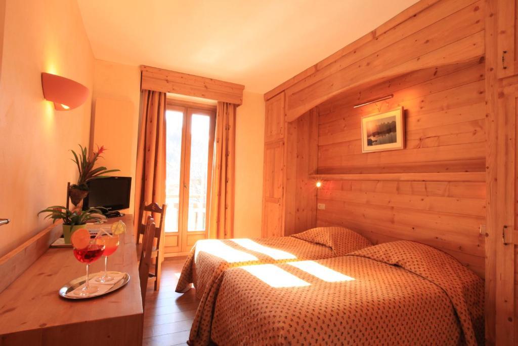 Grand Hotel De Valloire Et Du Galibier Zimmer foto