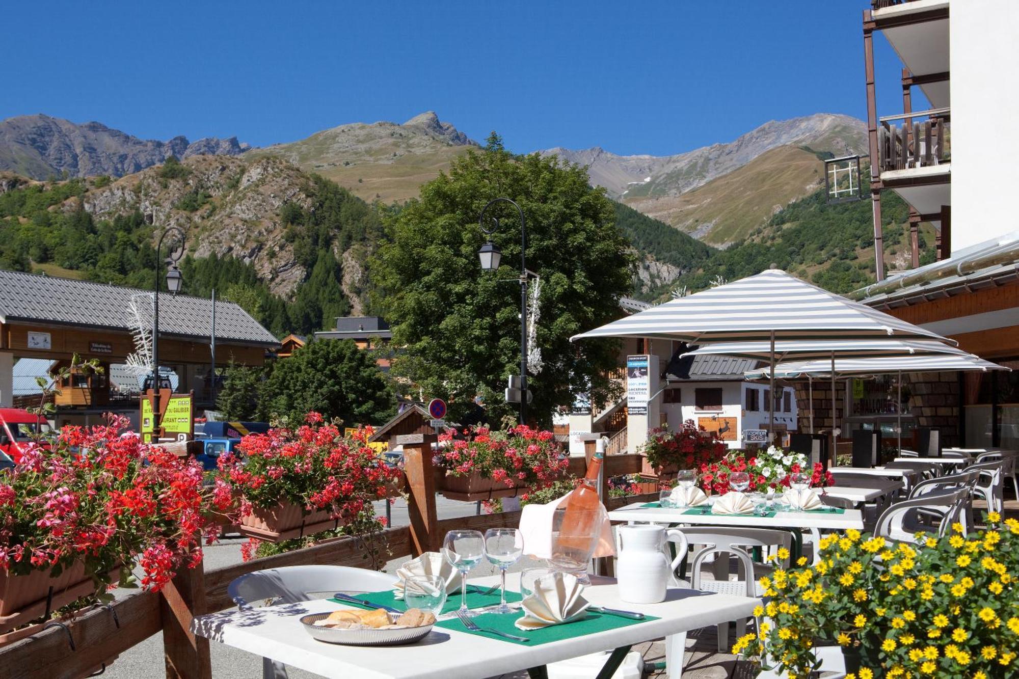 Grand Hotel De Valloire Et Du Galibier Exterior foto