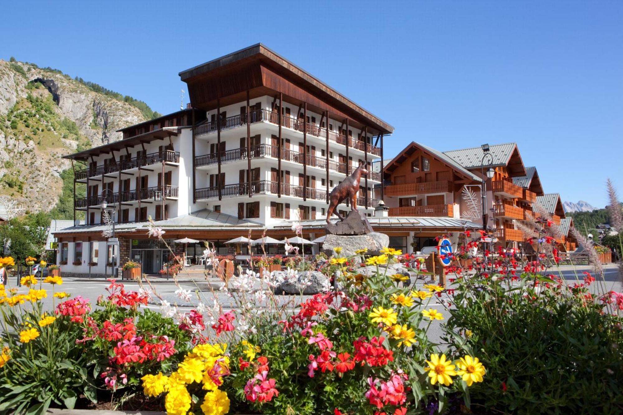 Grand Hotel De Valloire Et Du Galibier Exterior foto